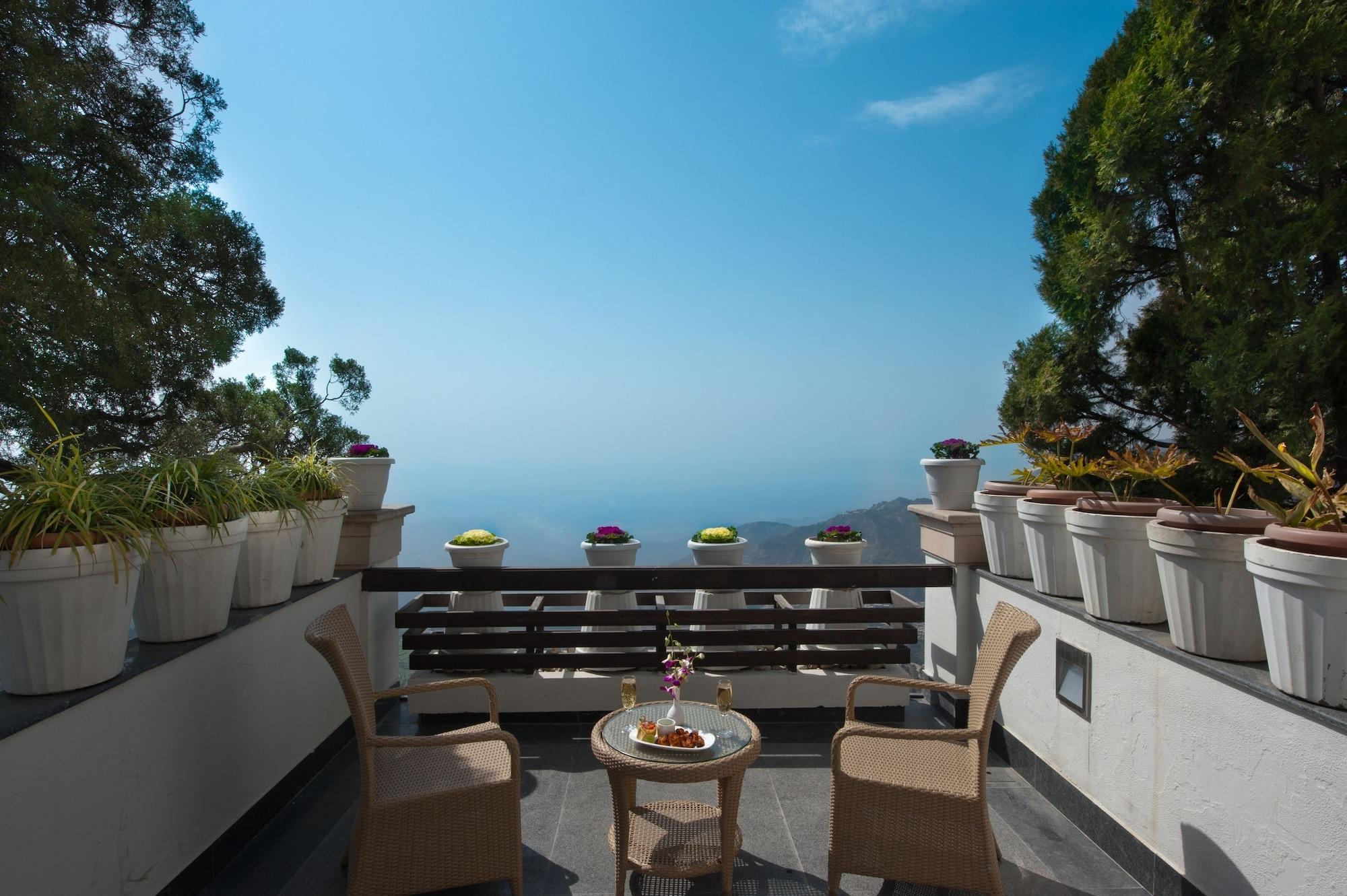 Royal Orchid Fort Resort Mussoorie Exterior foto