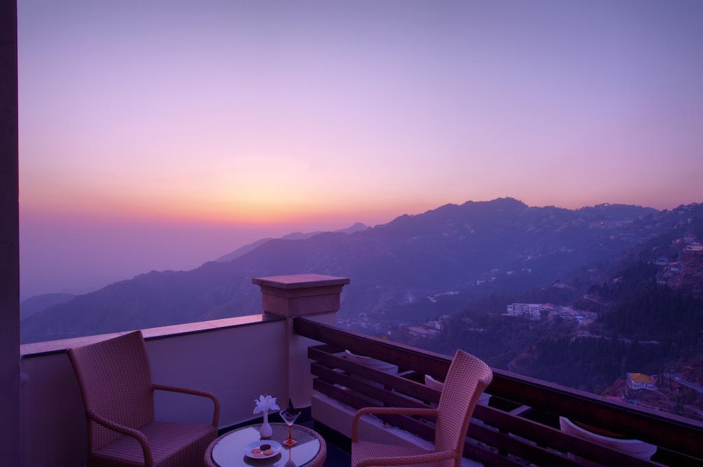 Royal Orchid Fort Resort Mussoorie Exterior foto